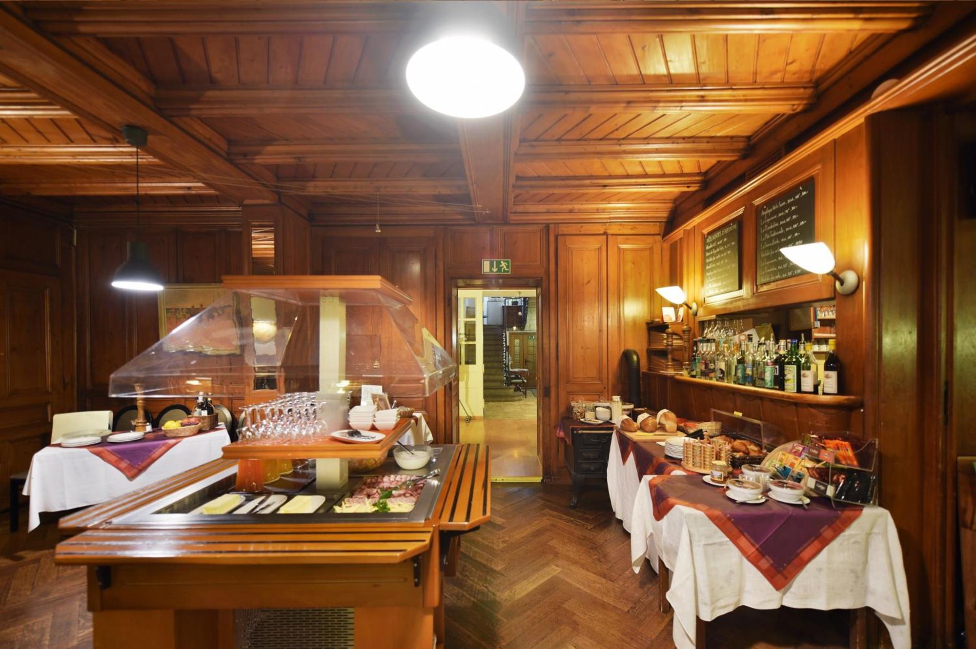 Hotel De L'Aigle Couvet 외부 사진